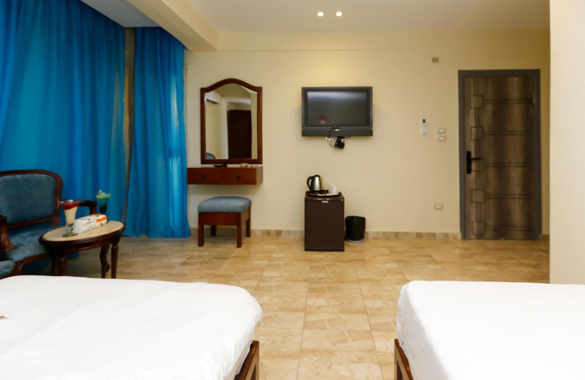 Pyramids Vista Inn Kafret el-Gabal Exterior photo
