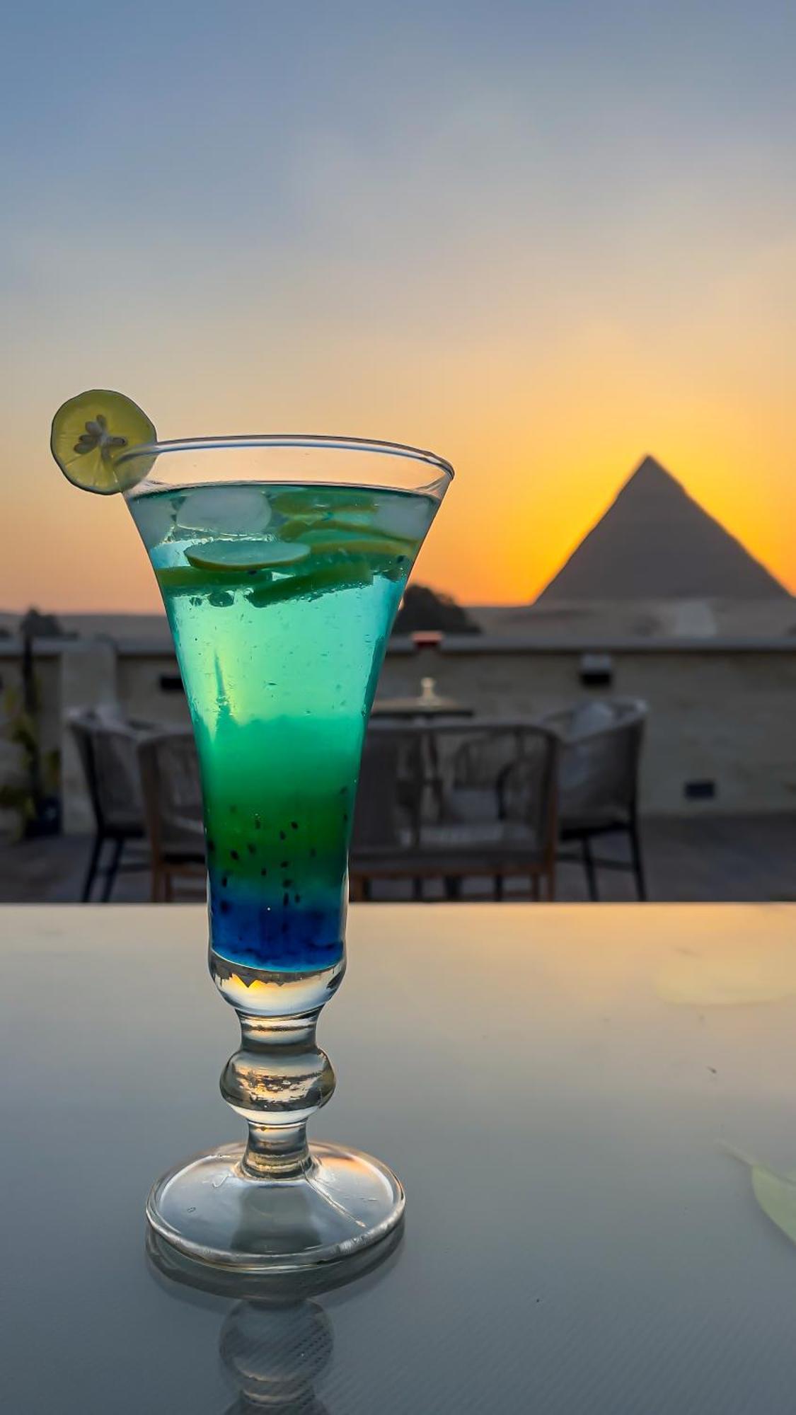 Pyramids Vista Inn Kafret el-Gabal Exterior photo
