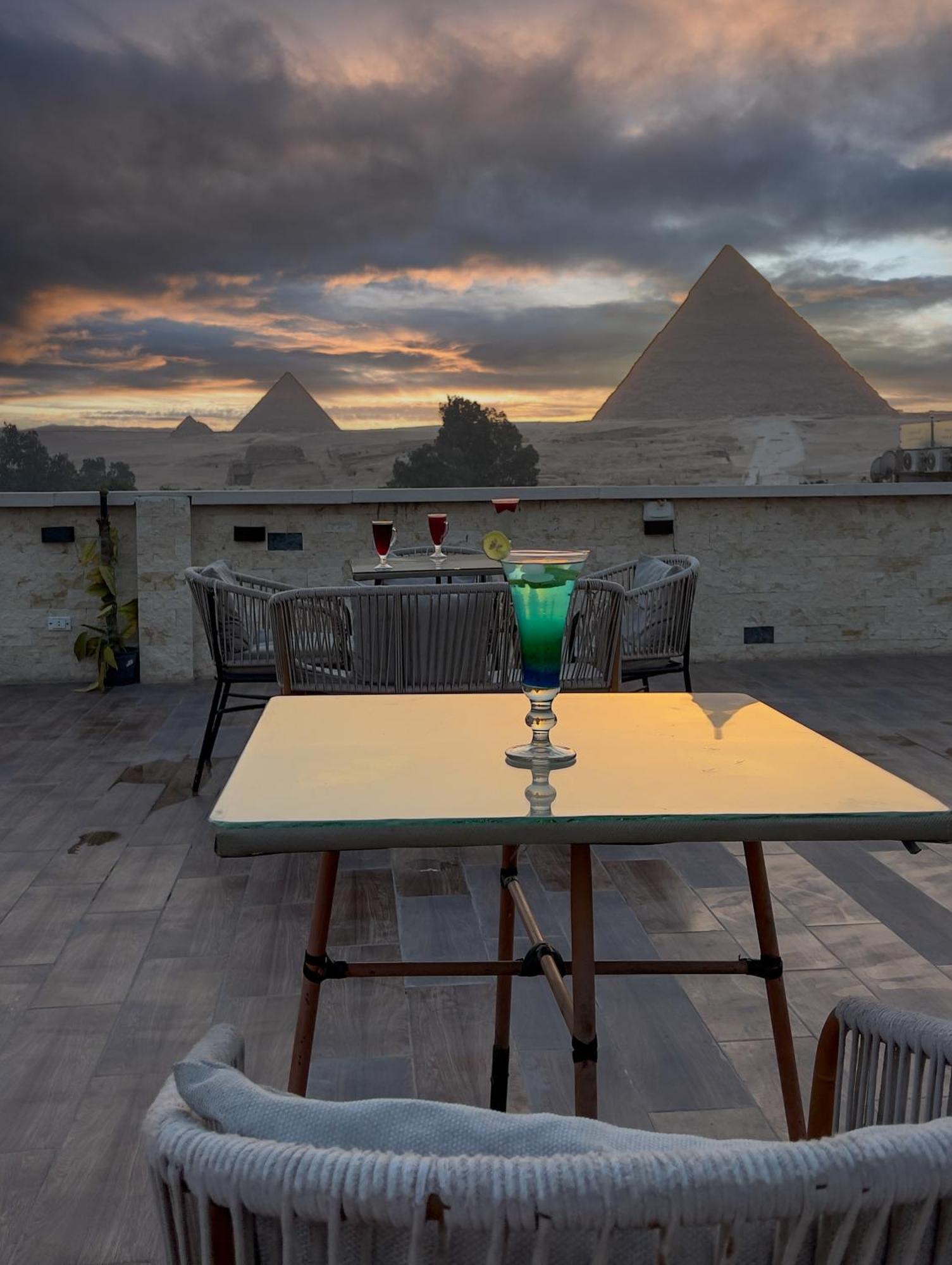 Pyramids Vista Inn Kafret el-Gabal Exterior photo